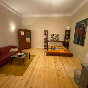  Apartment Fewo Gruene Mommsenstrasse - Bei Becker Klingeln Germany